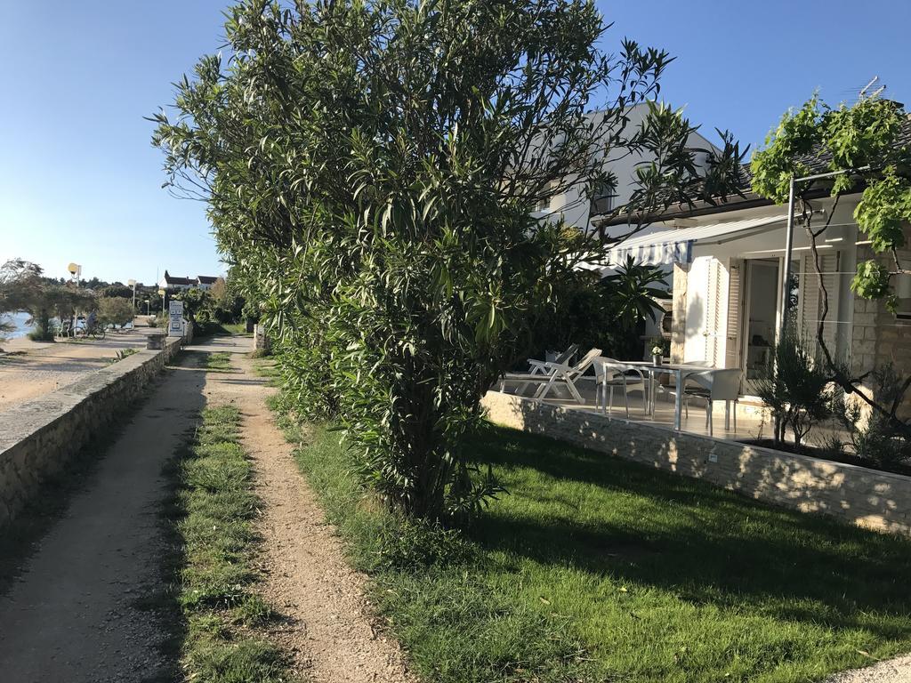 Apartment Puntica Петркане Екстериор снимка