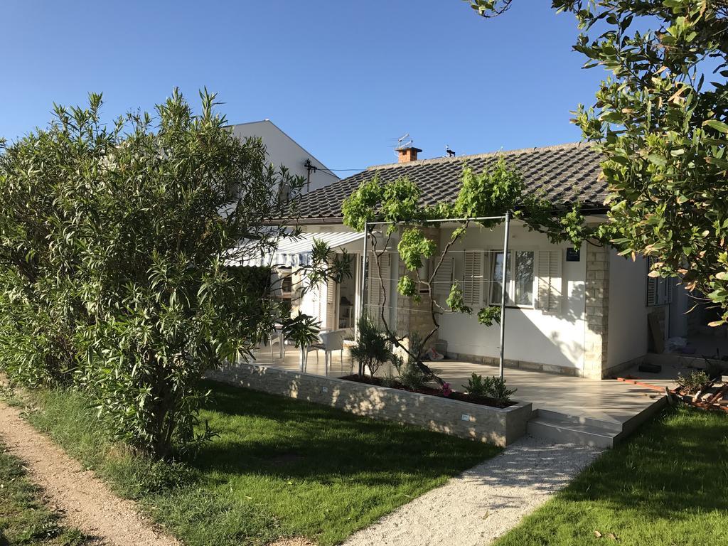 Apartment Puntica Петркане Екстериор снимка