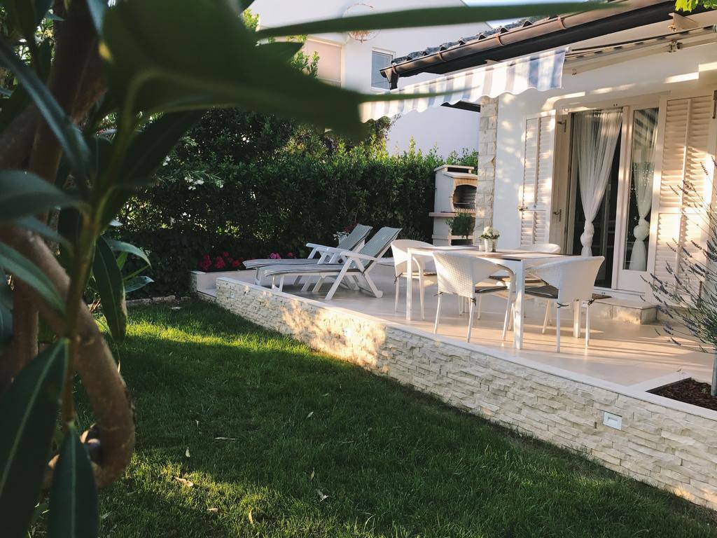 Apartment Puntica Петркане Екстериор снимка